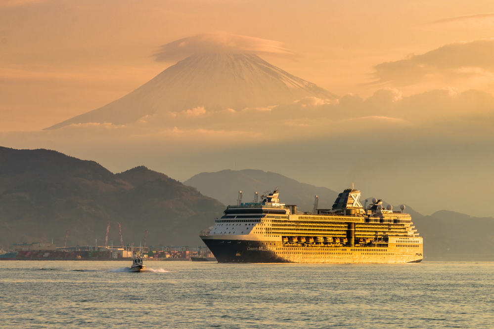 客船「セレブリティ・ミレニアム」２０１９年４月１４日　Celebrity Millennium, April 14, 2019